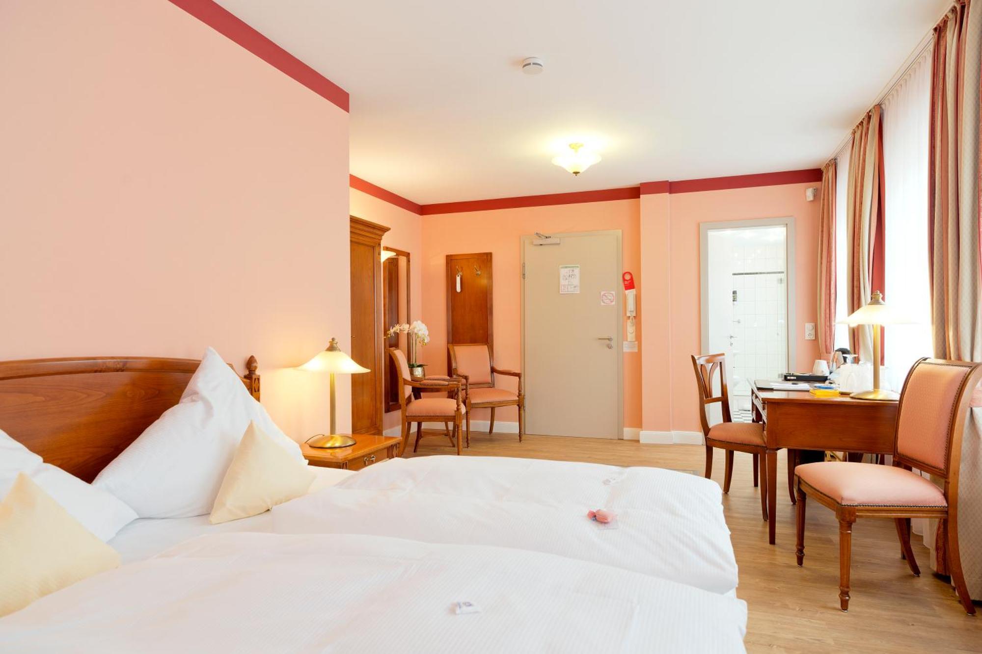 Hotel Villa Monte Vino Potsdam Bagian luar foto