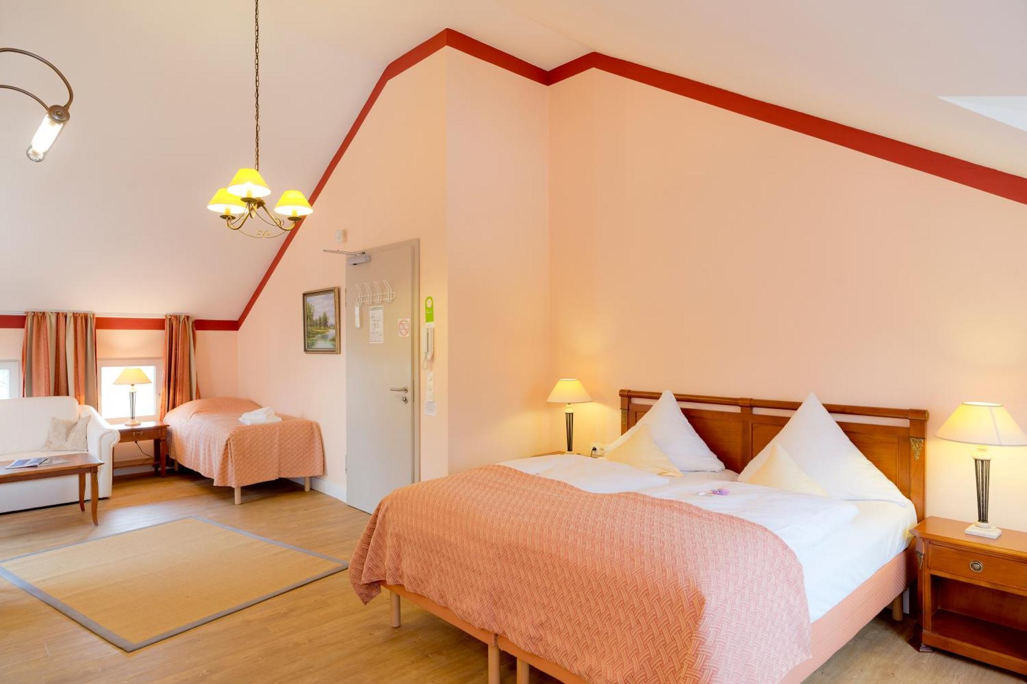 Hotel Villa Monte Vino Potsdam Bagian luar foto