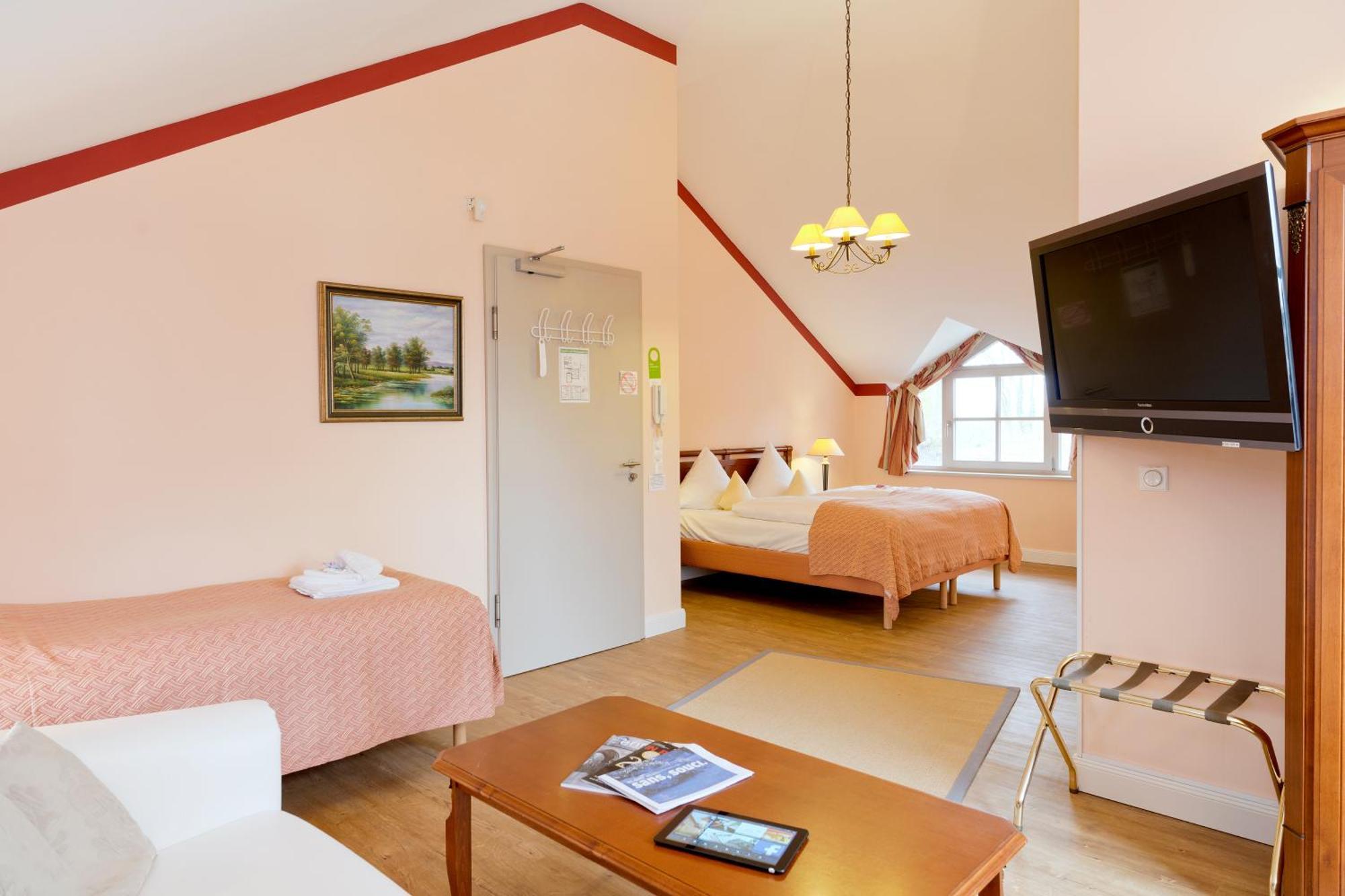 Hotel Villa Monte Vino Potsdam Bagian luar foto